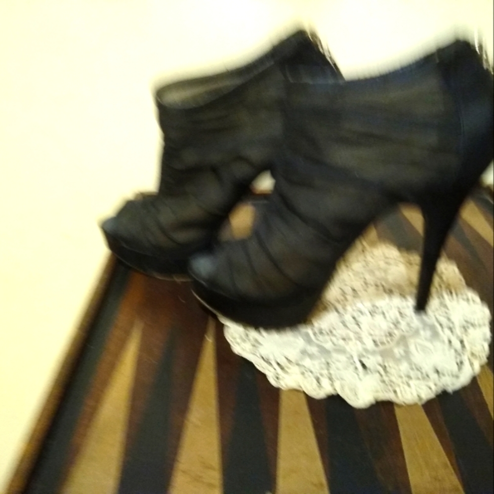 6 Pair different styles. Shoes and boots